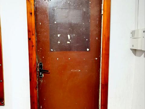 комерційна за адресою Грушевського вул., 45