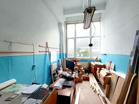 комерційна за адресою Грушевського вул., 45