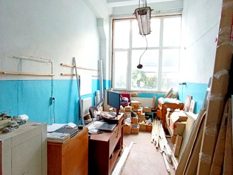 комерційна за адресою Грушевського вул., 45