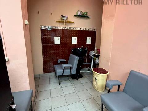 комерційна за адресою Легоцткого, 5