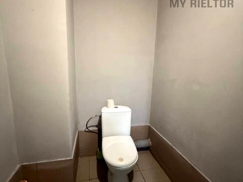 комерційна за адресою Легоцткого, 5