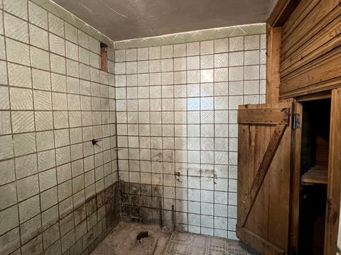 будинок за адресою Космонавтів, 12