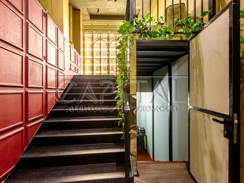 комерційна за адресою Софіївська вул., 12