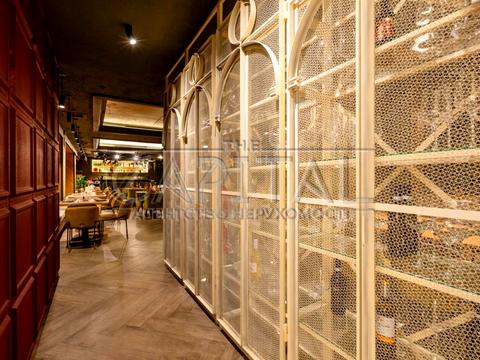 комерційна за адресою Софіївська вул., 12