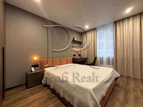 квартира по адресу Олександра Олеся ул., 9-А