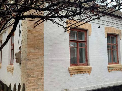 будинок за адресою с. Телешівка, Набережна