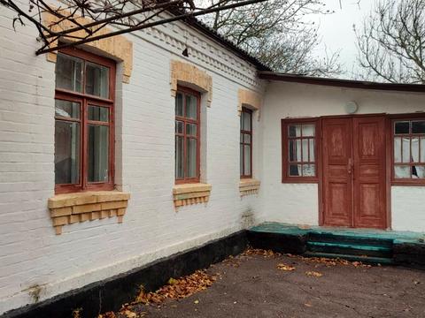 будинок за адресою с. Телешівка, Набережна