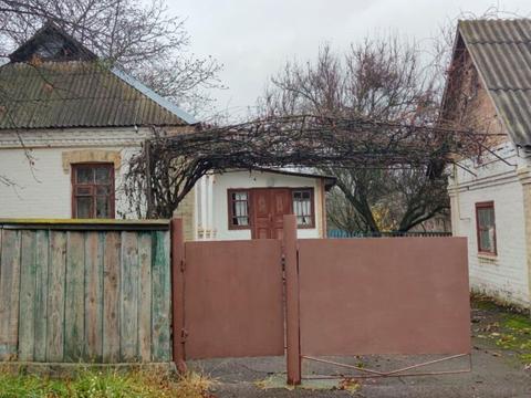 будинок за адресою с. Телешівка, Набережна