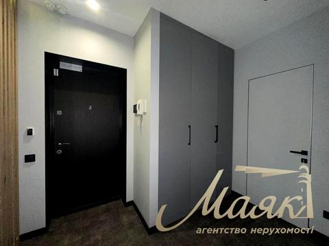 комерційна за адресою Джона Маккейна вул. (Івана Кудрі), 40