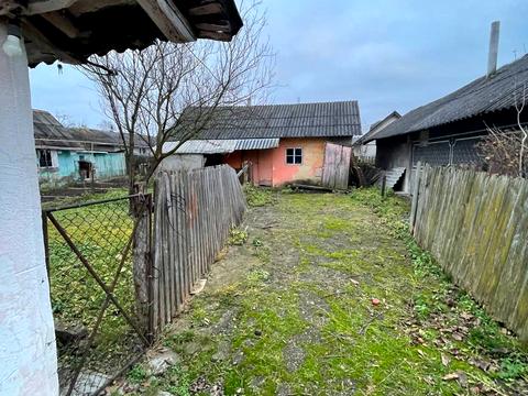 будинок за адресою Івасюка, 16