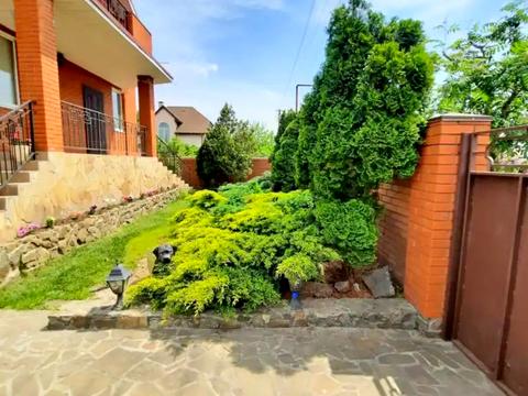 будинок за адресою Веселкова