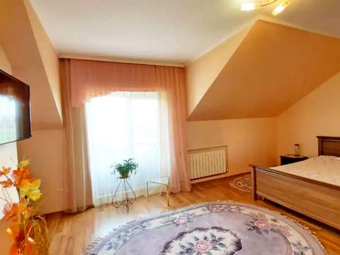 будинок за адресою Веселкова