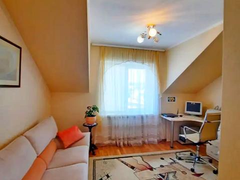 будинок за адресою Веселкова