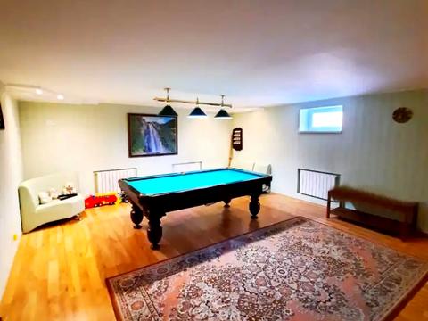 будинок за адресою Веселкова