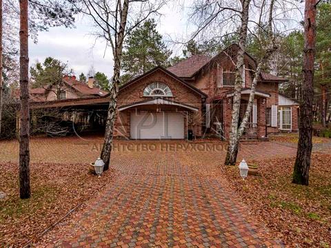 будинок за адресою Валова вул., 1