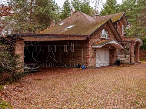 будинок за адресою Валова вул., 1