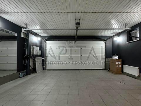 будинок за адресою Валова вул., 1