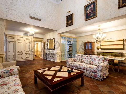 будинок за адресою Валова вул., 1