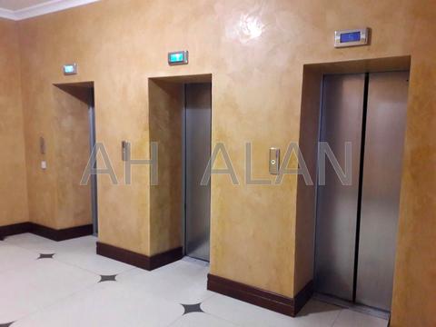 комерційна за адресою Хрещатик вул. (Kreschatic), 7/11