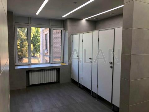 комерційна за адресою Хрещатик вул. (Kreschatic), 7/11