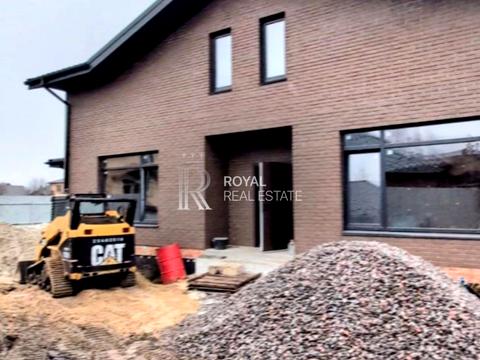 будинок за адресою Юності вул.