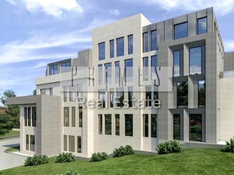 комерційна за адресою Ломаківська вул. (Мічуріна), 3