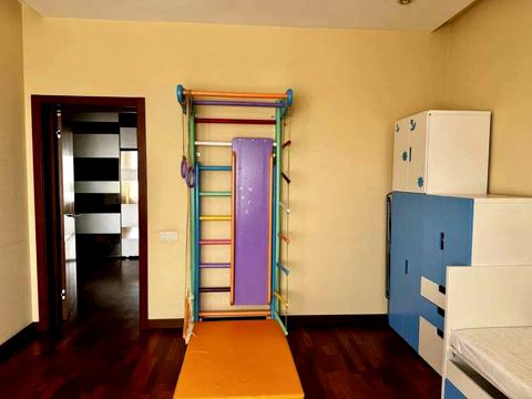 квартира за адресою Лисичанська вул., 29