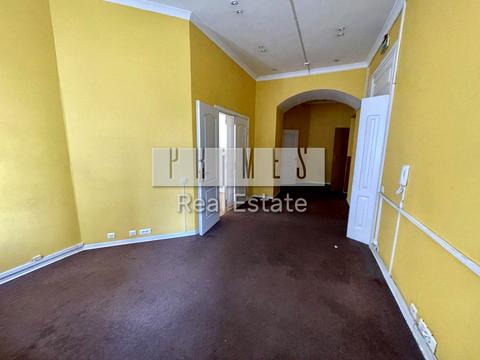 комерційна за адресою Михайлівська вул., 12-Б