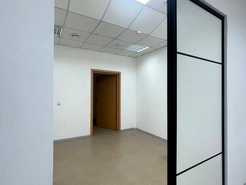 комерційна за адресою Джерельна вул., 39