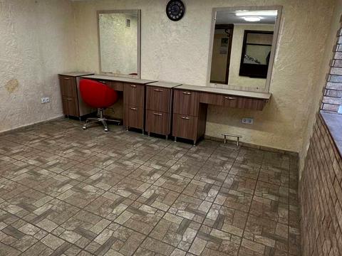 комерційна за адресою Олександра Богомольця вул., 7