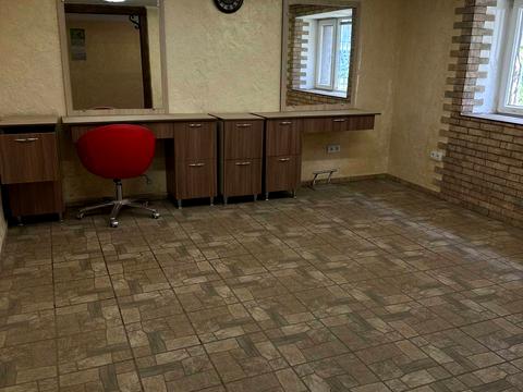 комерційна за адресою Олександра Богомольця вул., 7