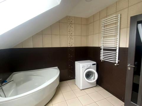 будинок за адресою с. Байківці, Зелена, 2В