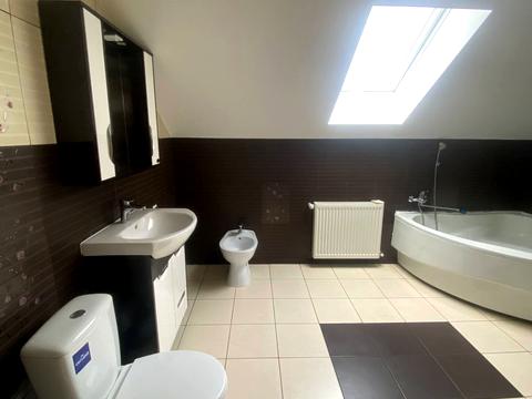 будинок за адресою с. Байківці, Зелена, 2В