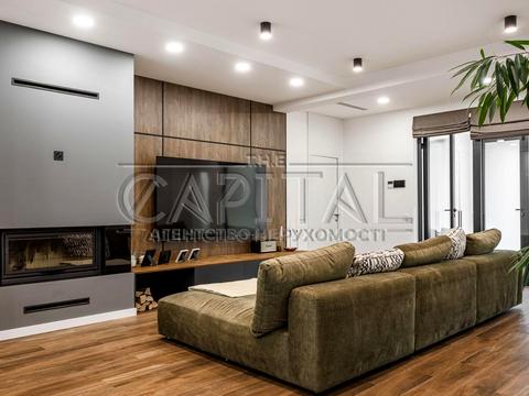 дом по адресу Київська