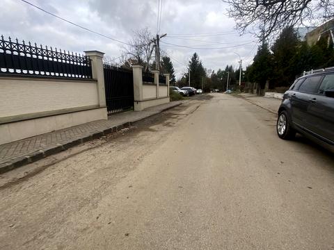 ділянка за адресою Висока вул., 23