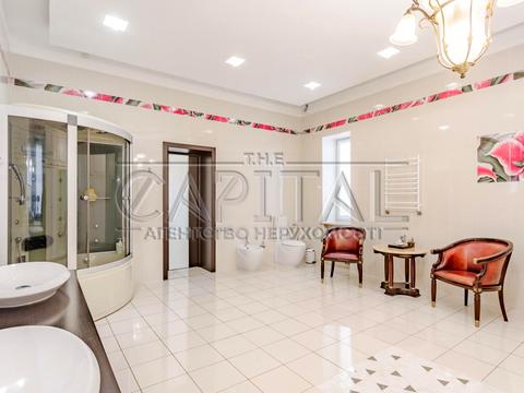 будинок за адресою смт. Козин, Лугова вул.