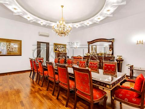 будинок за адресою смт. Козин, Лугова вул.