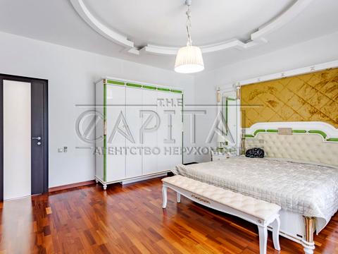 будинок за адресою смт. Козин, Лугова вул.