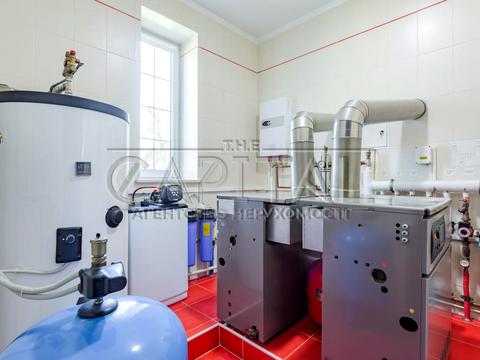 будинок за адресою смт. Козин, Лугова вул.