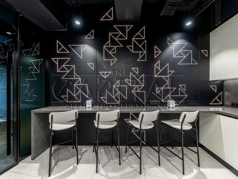 комерційна за адресою Євгена Коновальця вул. (Щорса), 36-В