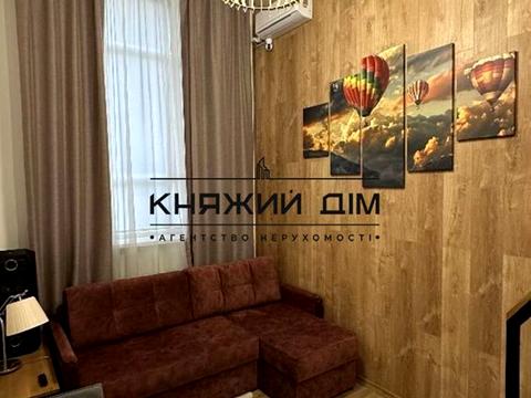 квартира за адресою Машинобудівна вул., 41