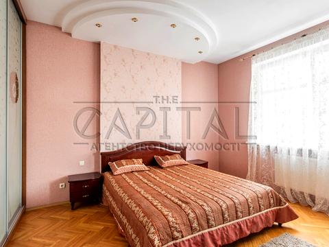 квартира за адресою Євгена Коновальця вул. (Щорса), 32-Б