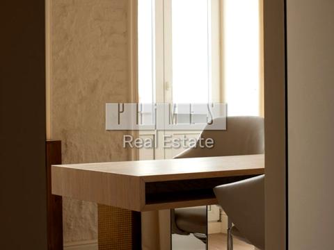 комерційна за адресою Саксаганського вул., 31/27