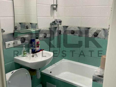 квартира за адресою Романа Шухевича просп. (Генерала Ватутіна), 4