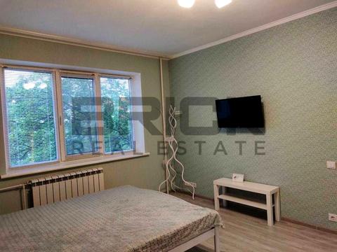 квартира за адресою Романа Шухевича просп. (Генерала Ватутіна), 4