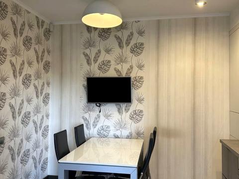 квартира за адресою Земельна вул., 5