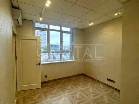 комерційна за адресою Київ, Тираспольська вул., 60