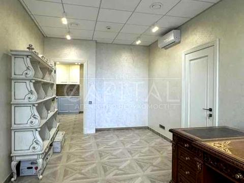 комерційна за адресою Київ, Тираспольська вул., 60