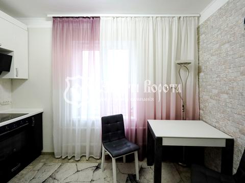 квартира по адресу Ревуцкого ул., 13