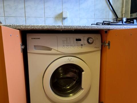 квартира за адресою Михайла Лушпи просп., 52